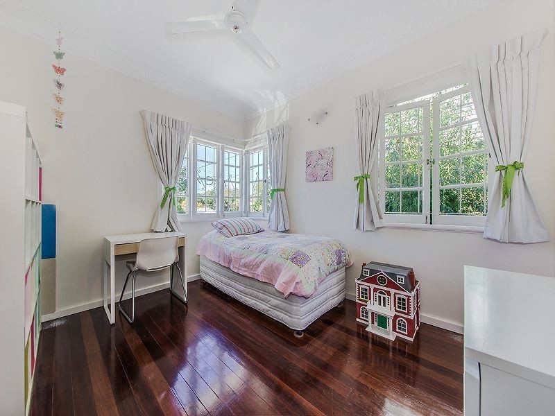 93 Lancaster Street, Coorparoo QLD 4151