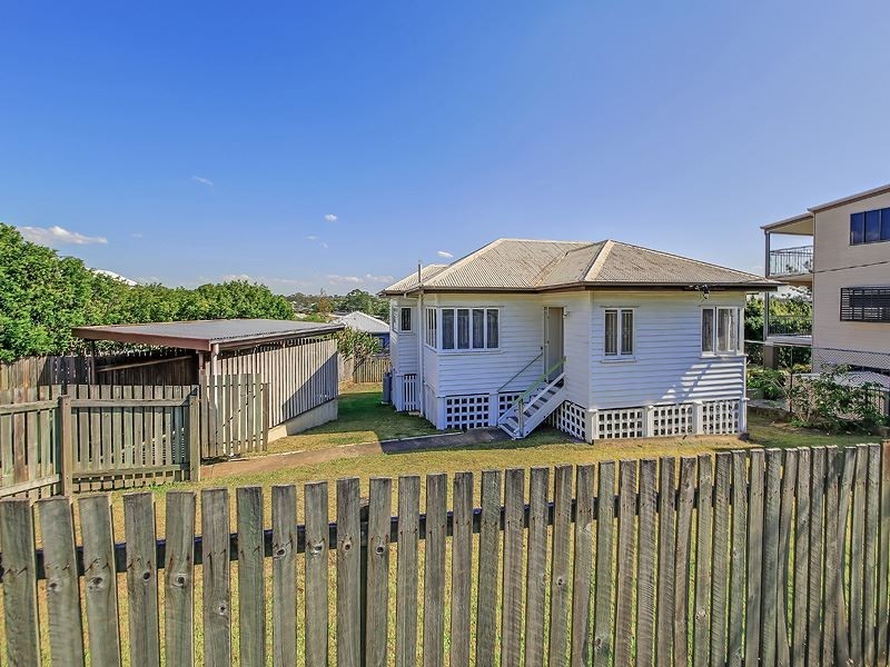 7 Edencourt Street, Camp Hill QLD 4152