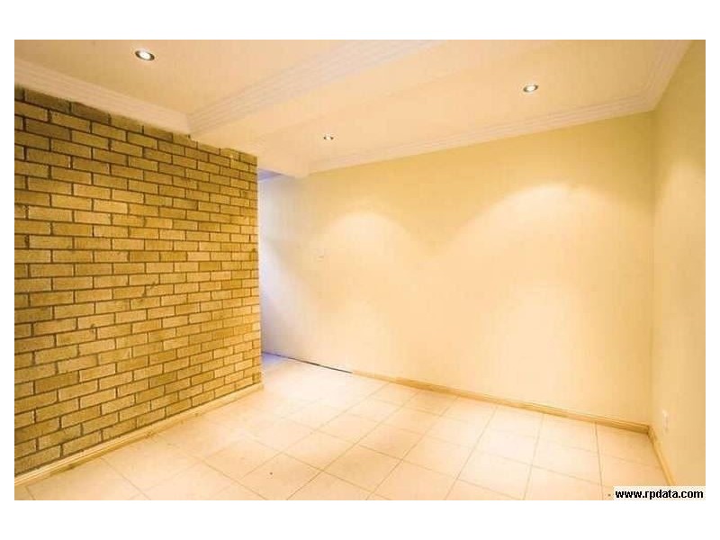 8/9 Beanga Street, Greenslopes QLD 4120