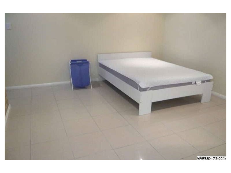 8/9 Beanga Street, Greenslopes QLD 4120