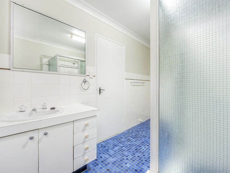 4/22 Stirrat Street, Coorparoo QLD 4151