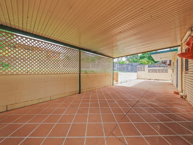 5 Obsidian Street, Camp Hill QLD 4152