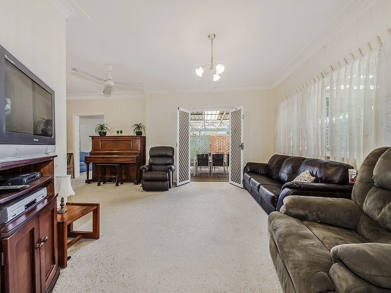 56 Solar Street, Coorparoo QLD 4151