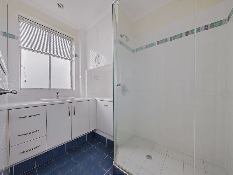 5/31 Ninth Avenue, Coorparoo QLD 4151