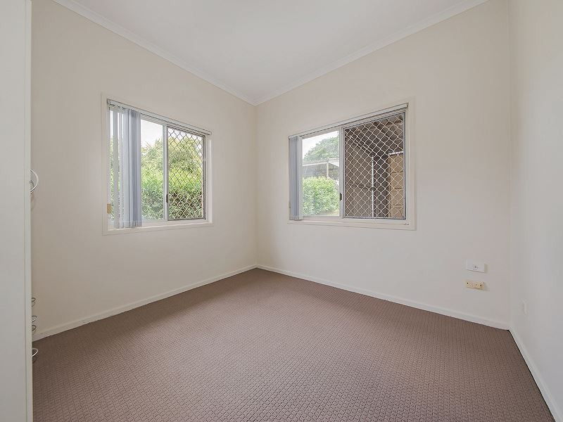 13 Captain Street, Holland Park West QLD 4121