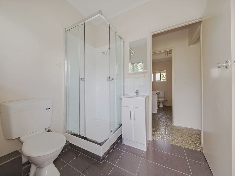 13 Captain Street, Holland Park West QLD 4121