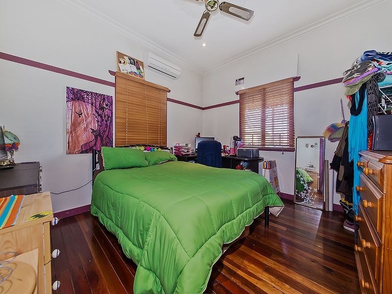 13 Flower Street, Woolloongabba QLD 4102