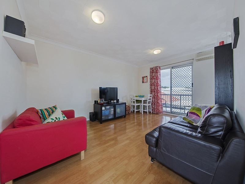 10/92 Bovelles Street, Camp Hill QLD 4152