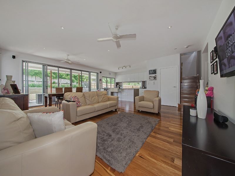 72 Eva Street, Coorparoo QLD 4151