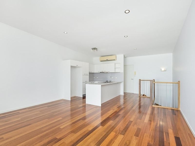 2/55 Douglas Street, Greenslopes QLD 4120