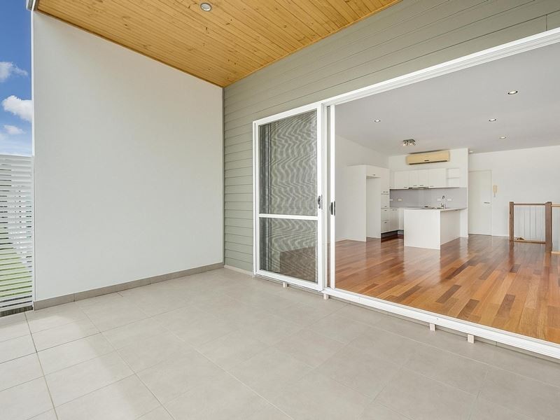 2/55 Douglas Street, Greenslopes QLD 4120