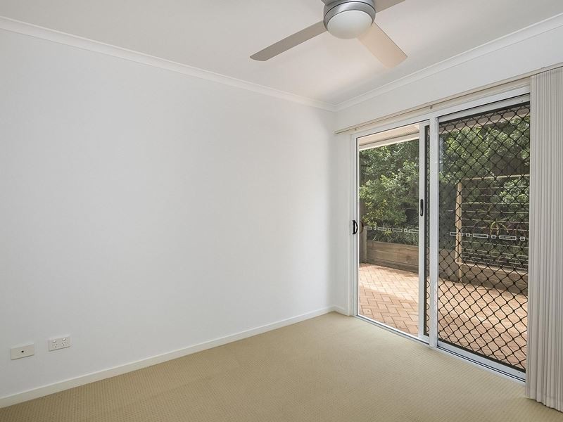 2/55 Douglas Street, Greenslopes QLD 4120