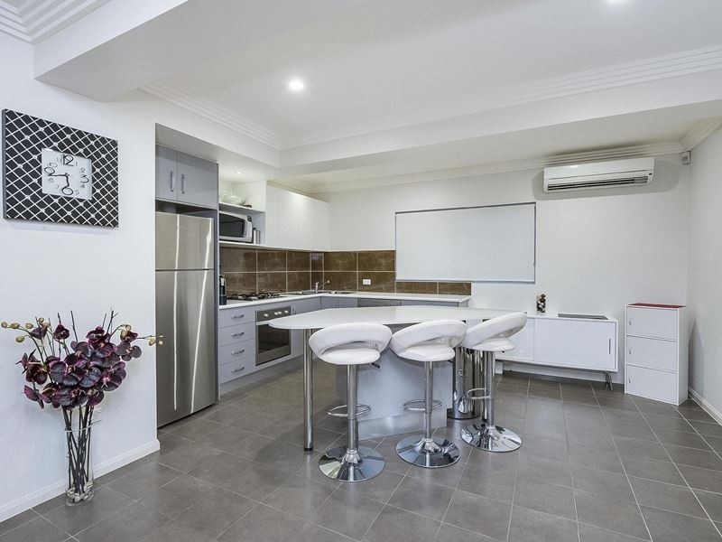 149 Lutzow Street, Tarragindi QLD 4121