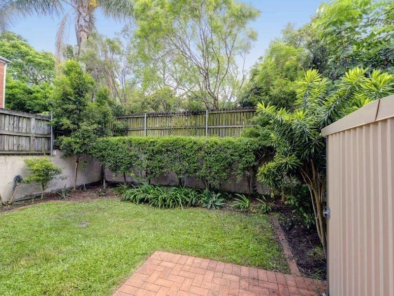 2/78 Lawson Street, Morningside QLD 4170