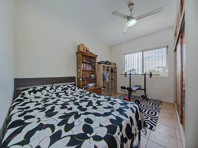 1/277 Cavendish Road, Coorparoo QLD 4151