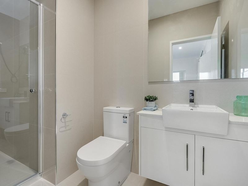 3/68 Kitchener Street, Coorparoo QLD 4151