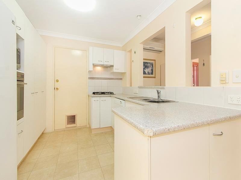 4/7 Titania Street, Morningside QLD 4170