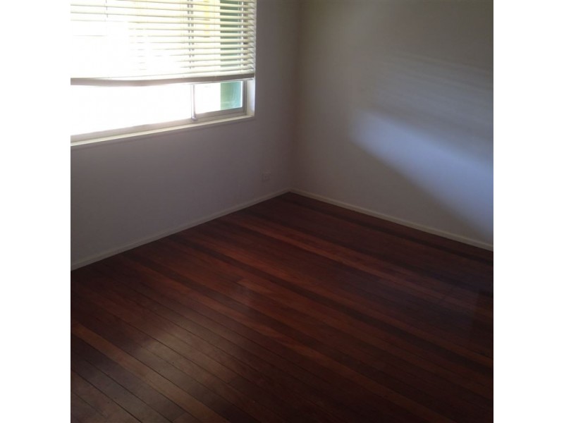 2/29 Mclay Street, Coorparoo QLD 4151