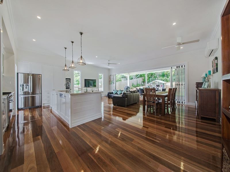 37 Raff Avenue, Holland Park QLD 4121