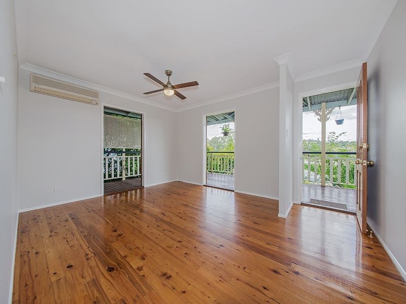 49 Roseglenn Street, Greenslopes QLD 4120