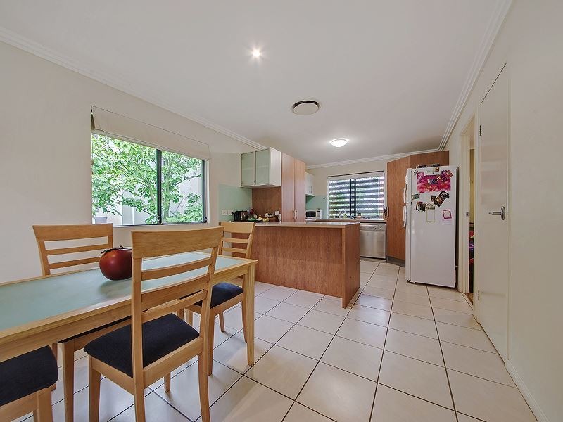 3/23 Gladys St, Greenslopes QLD 4120