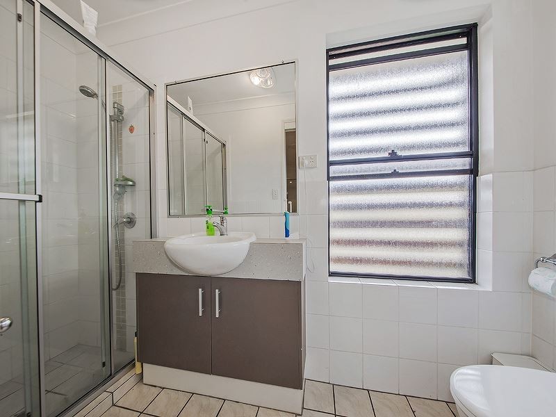 3/23 Gladys St, Greenslopes QLD 4120