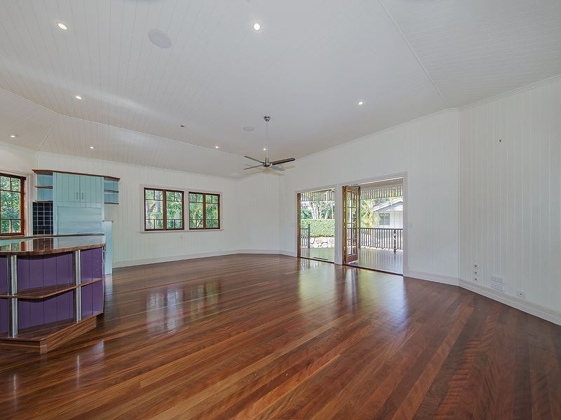 25 Illidge Street, Coorparoo QLD 4151