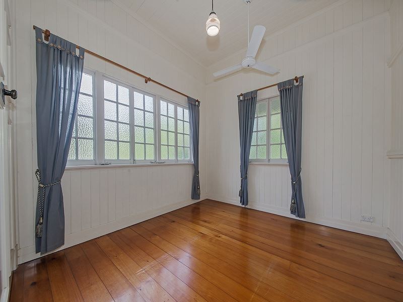 25 Illidge Street, Coorparoo QLD 4151
