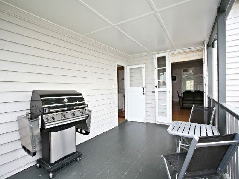 24 Geera Street, Coorparoo QLD 4151