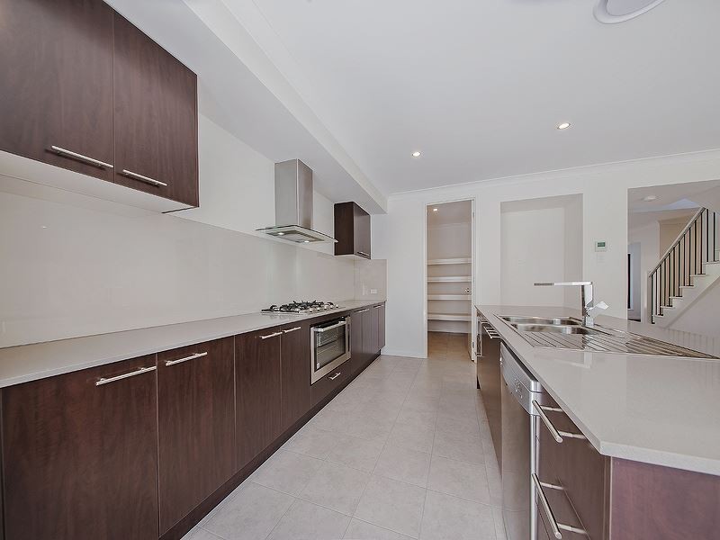 27 Herbert Street, Camp Hill QLD 4152