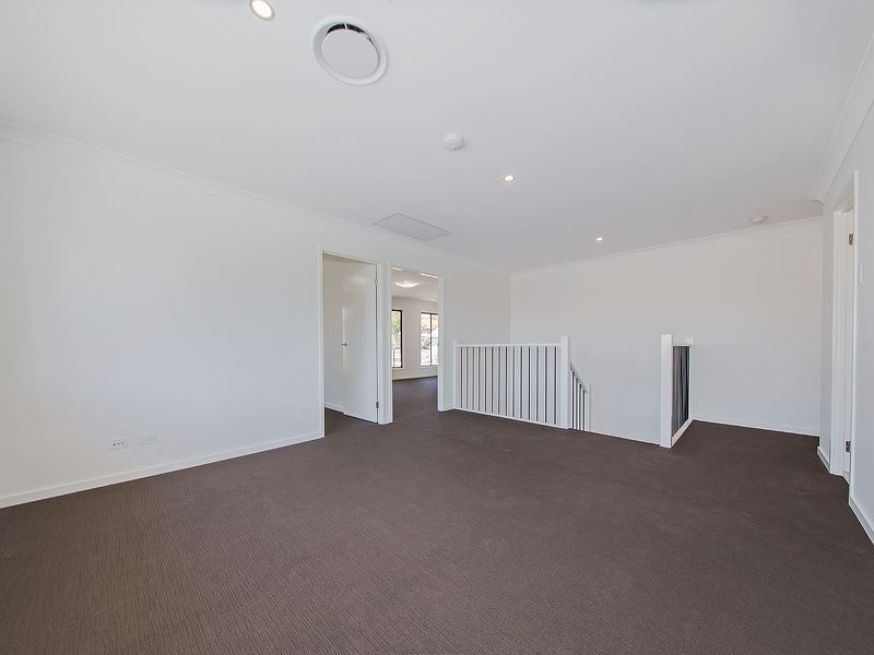 27 Herbert Street, Camp Hill QLD 4152