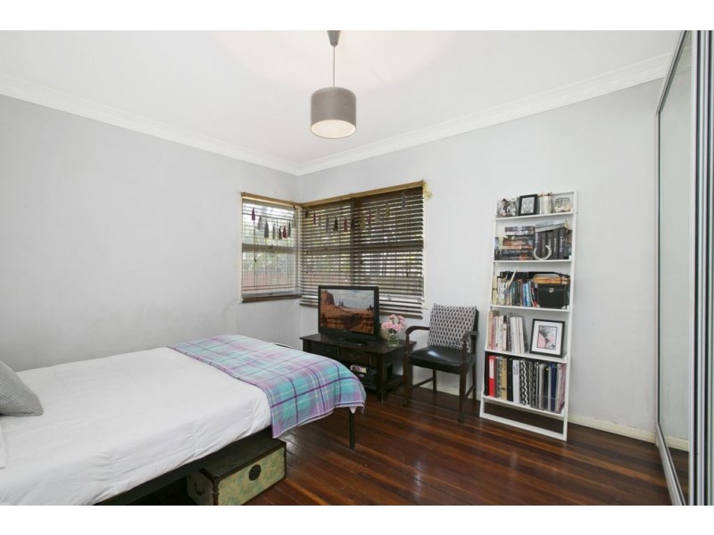 17 Annie Street, Woolloongabba QLD 4102