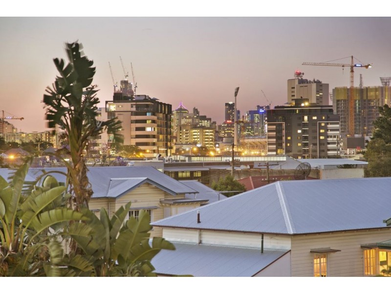20 Vanda St, Woolloongabba QLD 4102