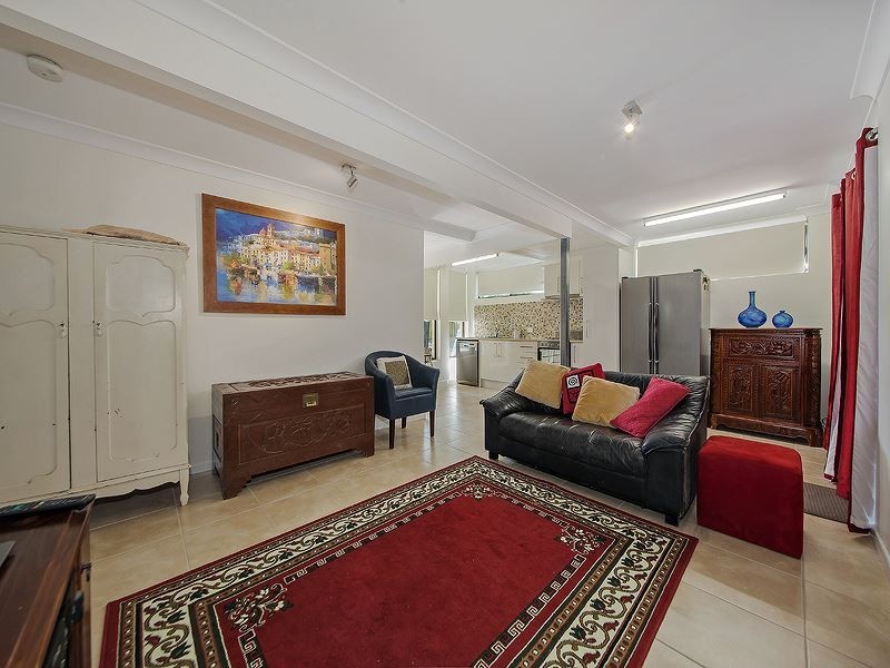 10 Fork Street, Coorparoo QLD 4151