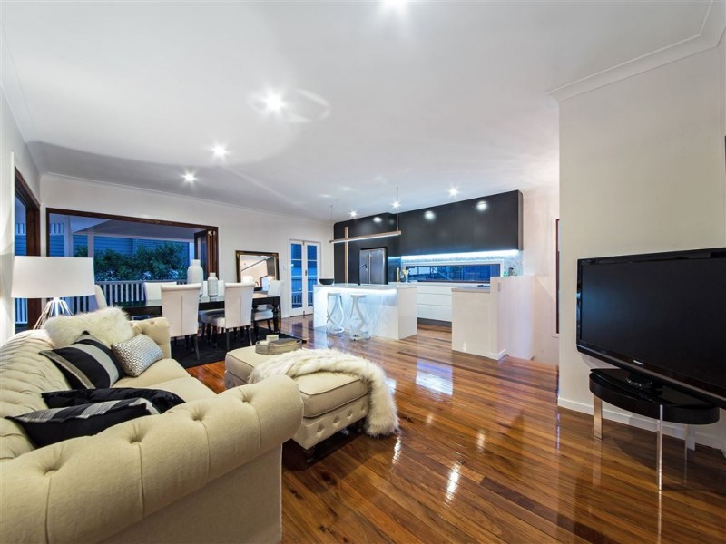 56 Kelsey Street, Coorparoo QLD 4151