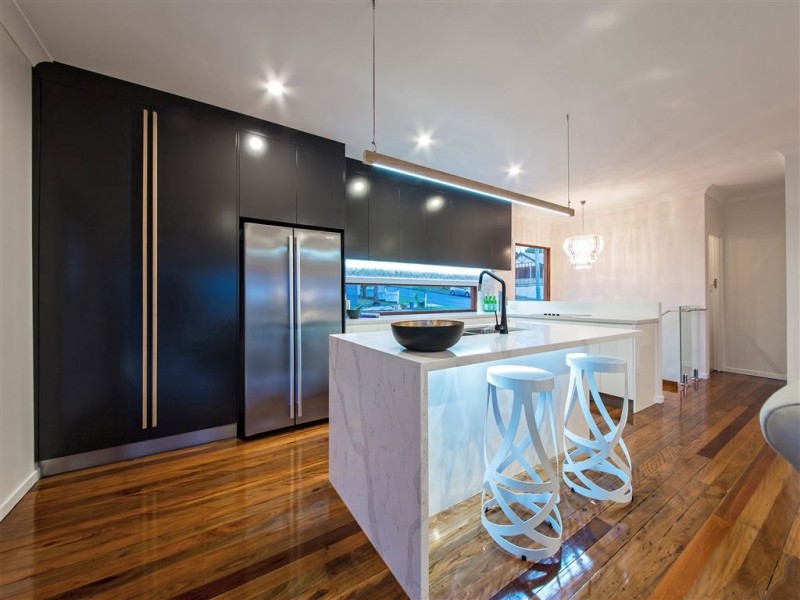 56 Kelsey Street, Coorparoo QLD 4151