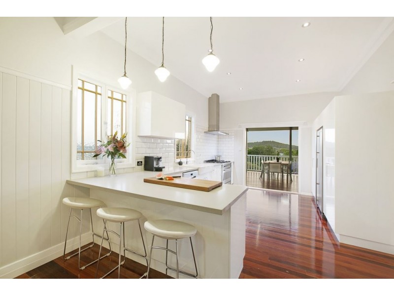 22 Pitney Street, Camp Hill QLD 4152