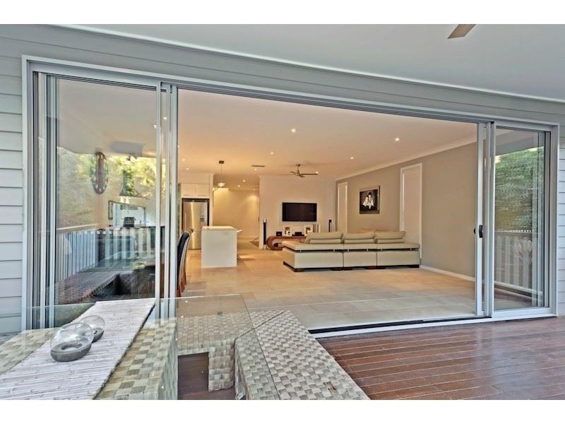 38 Boronia Avenue, Holland Park West QLD 4121