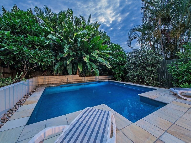 7 Newman Avenue, Camp Hill QLD 4152