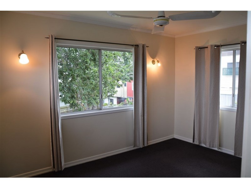 126 Oateson Skyline Drive, Seven Hills QLD 4170