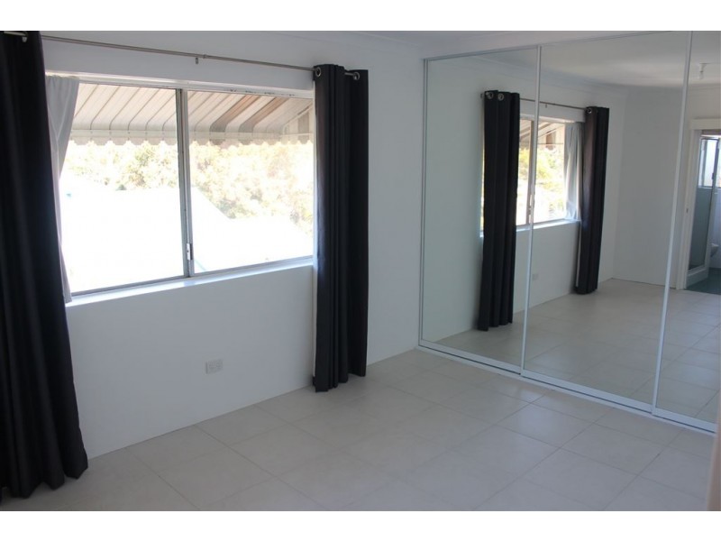 4/36 Burke Street, Coorparoo QLD 4151