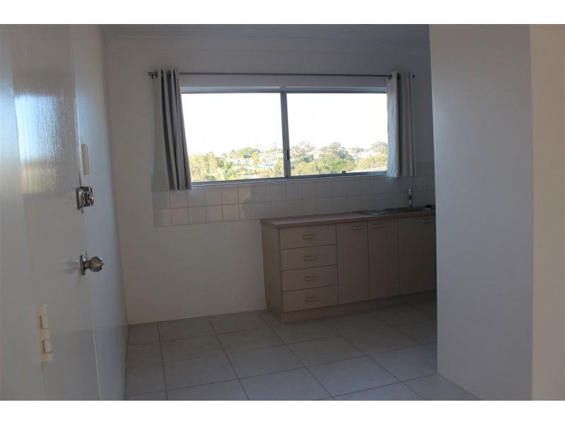 4/36 Burke Street, Coorparoo QLD 4151