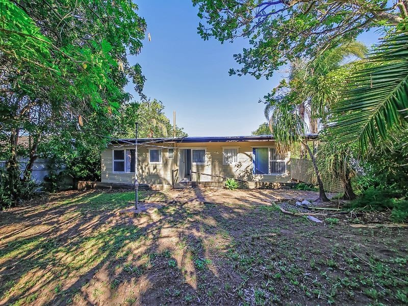 54 Valentia Street, Mansfield QLD 4122