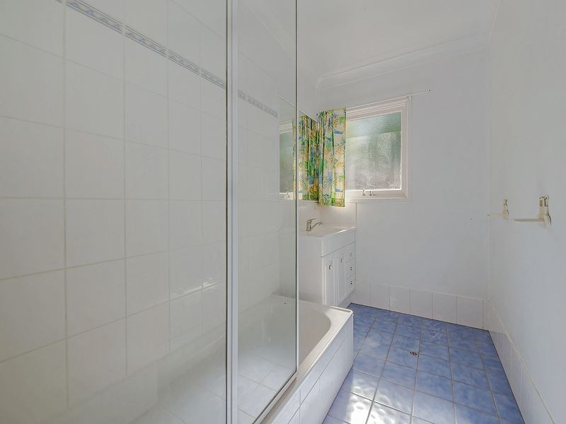 54 Valentia Street, Mansfield QLD 4122