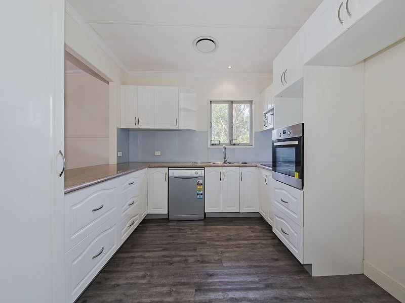 15 Monza Street, Holland Park West QLD 4121