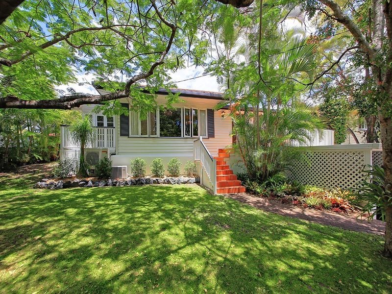 67 Lancaster Street, Coorparoo QLD 4151
