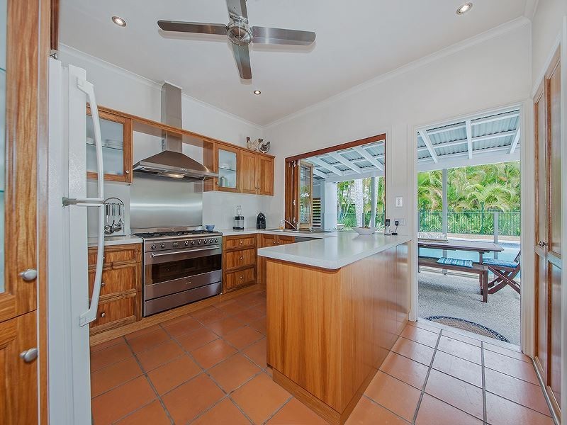 67 Lancaster Street, Coorparoo QLD 4151