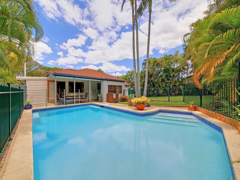 67 Lancaster Street, Coorparoo QLD 4151