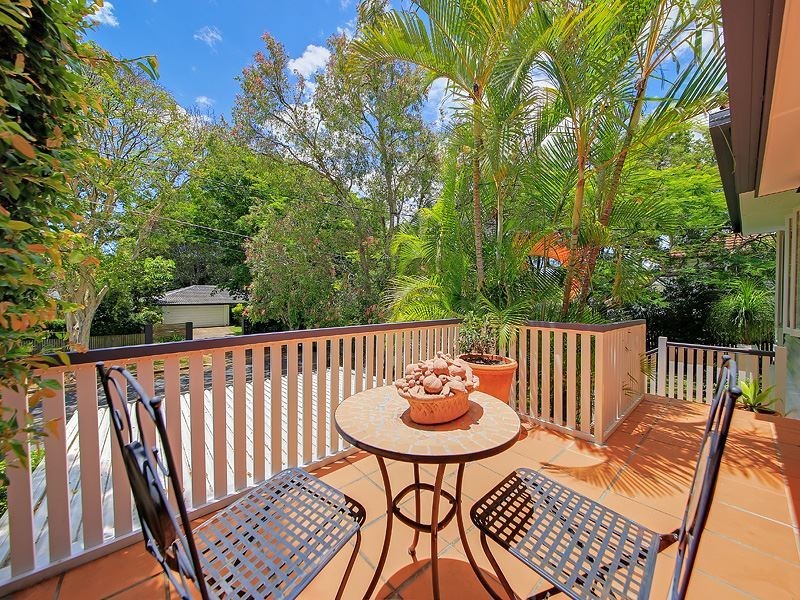 67 Lancaster Street, Coorparoo QLD 4151