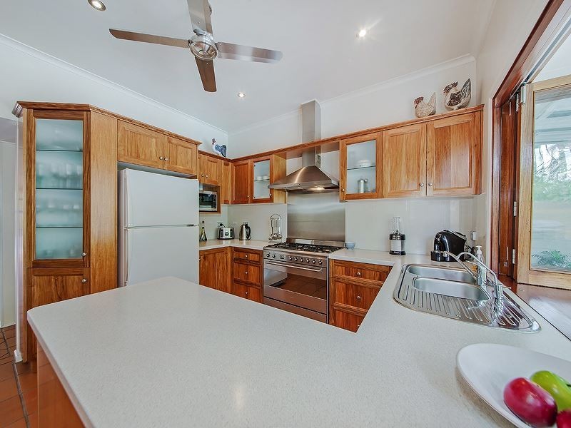 67 Lancaster Street, Coorparoo QLD 4151